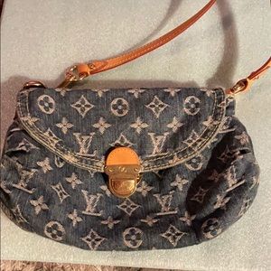 Authentic Louis Vuitton Denim Pleaty Pouchette